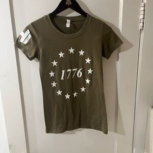 1776 Betsy Ross 13 Stars Patriotic Graphic Tee - Military Green - Small